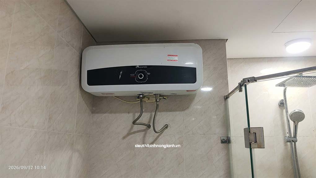 bình nóng lạnh ariston bị hỏng liên tục nhảy rơ le thợ sửa 1 lần không được