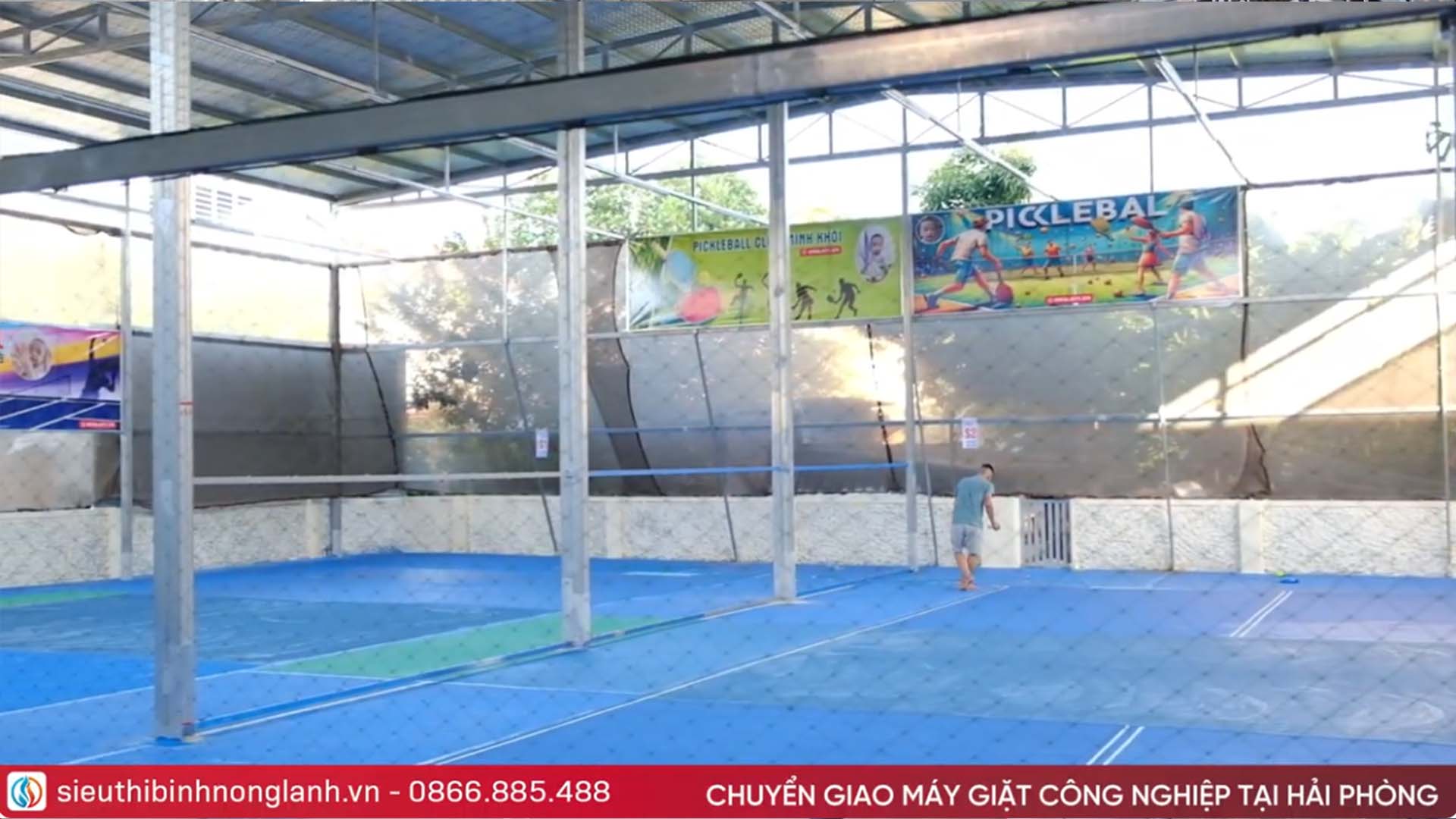 sân tập Pickleball kết hợp dịch vụ giặt sấy công nghiệp