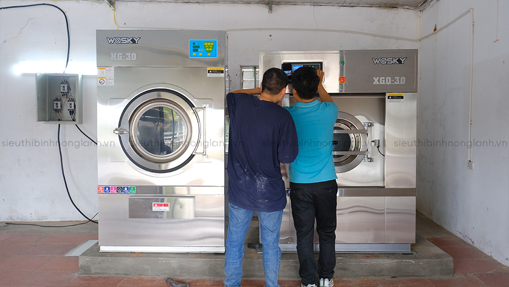  Công suất làm nóng 28kW: Sấy khô nhanh trong 30-45 phút/mẻ, phù hợp với quần áo, chăn màn.